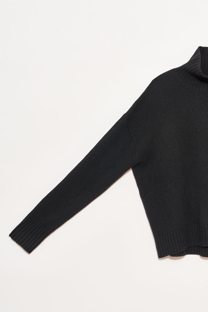 Marni Wide Turtleneck